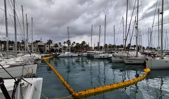 Με επιτυχία, παρά τις δυσμενείς καιρικές συνθήκες, ολοκληρώθηκε η ετήσια άσκηση αντιμετώπισης θαλάσσιας ρύπανσης στη Μαρίνα Κω