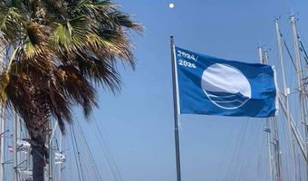 Ανακοινώθηκαν οι Γαλάζιες Σημαίες για το 2025 – Δείτε τη λίστα στην Κω