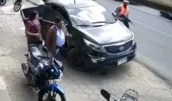 Γουατεμάλα: Εκτέλεσαν εργολάβο (υποψήφιο Δήμαρχο) και τη γυναίκα του στη μέση του δρόμου, ντυμένοι οικοδόμοι (vid)