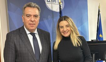 Προγράμματα κατάρτισης και οι εργατικές κατοικίες στα Δωδ/σα, στο επίκεντρο της συνάντησης του Μ. Κόνσολα με τη Διοικήτρια της ΔΥΠΑ, κα. Χορμόβα