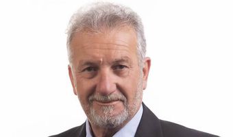 Ν. Κανταρζής: Η Περιφέρεια Ν. Αιγαίου θα λογοδοτήσει πολιτικά και ιστορικά για τη μετατροπή των νησιών σε τουριστικές αποικίες