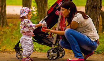 Επίδομα για 677.000 παιδιά στο τέλος του μήνα – Ποιους αφορά