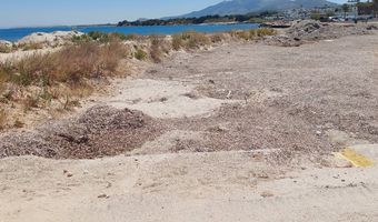 M. Γιωργαλλής: Μαστιχάρι - Εδώ που κάποτε έδεναν βάρκες, τώρα φυτρώνουν χόρτα στο πυθμένα