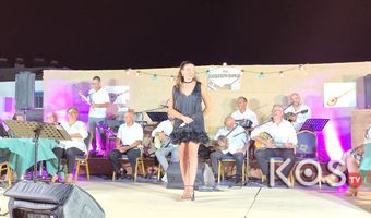 Με κέφι & χορό η μουσικοθεατρική παράσταση “Όνειρα & Διπλοπενιές” από το Σ/γο Αρίων