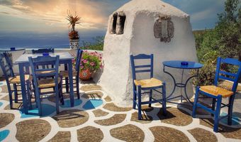 Πώς κινούνται οι κρατήσεις last minute από Γερμανούς - Η Ελλάδα στους top προορισμούς ζήτησης
