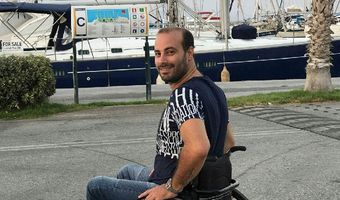 Β. ΧΑΔΟΥΛΗΣ: ΟΔΟΣ ΜΗΤΡΟΠΟΛΙΤΗ ΝΑΘΑΝΑΗΛ - ΠΟΣΟ ΠΡΕΠΕΙ ΝΑ ΚΙΝΔΥΝΕΨΕΙ ΜΙΑ ΖΩΗ ΓΙΑ ΝΑ ΚΑΝΕΤΕ ΚΑΤΙ;