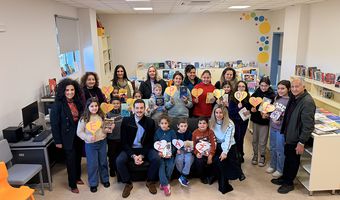 Η προσφορά της οικογένειας του αείμνηστου Φώτη Χατζηδιάκου στο 2ο Δημοτικό Σχολείο Αρχαγγέλου φωτίζει και συγκινεί