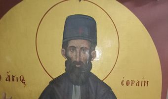 Δάκρυσε η εικόνα του Αγίου Εφραίμ στο Νοσοκομείο Καλύμνου – Συγκίνηση και δέος στο νησί (vid)