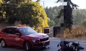 Τροχαίο στη Ζιά - Συγκρούστηκε αυτοκίνητο με δίκυκλο