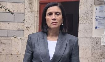 Νομική Χαρτοφιλη: Δικαστική δικαίωση κατα συνδικαλίστριας - Δημ. Σ/λου Κω (vid)