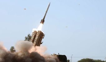 Παίρνει φωτιά πάλι η Μέση Ανατολή: Το Ισραήλ ξεκίνησε επιθέσεις στην Τεχεράνη