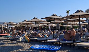 Οι tour operators συνεχίζουν να ποντάρουν στην Ελλάδα και για το 2027 - Ενισχύουν τα προγράμματά τους