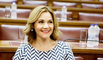 Στη Βουλή από τη Μ. Ιατρίδη η παράταση των συμβάσεων εργαζομένων άνω των 55 ετών στους Δήμους