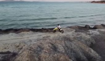 Μ. Γιωργαλλής: Μετέτρεψαν σε πίστα για motocross το λιμάνι Μαστιχαρίου (vid)