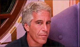 Στα αρχεία Έπσταϊν το δημοψήφισμα, ο Τσίπρας και ο Βαρουφάκης: «Τώρα την έχουν πραγματικά γ@@@@@»