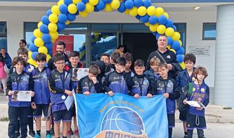 Ο Φοίβος στα «Καλάθια Ελπίδας» που διοργάνωσε ο Απόλλων Καλυθιών