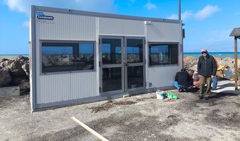  K. Χονδρος: Κλιματιζομενη αίθουσα επιβατών στο λιμάνι Μαστιχαριου