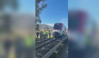 Νέο σιδηροδρομικό ατύχημα στην Ισπανία: Τρένο συγκρούστηκε με γερανό – Τουλάχιστον πέντε τραυματίες