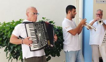 Η φιλαρμονική Κω γέμισε μελωδίες το 1ο Δημοτικό Σχολείο Κω