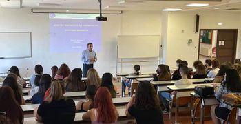 Πανεπιστήμια: Άνεργοι το 20% των πτυχιούχων – “Σοκάρουν” τα στοιχεία του ΟΟΣΑ