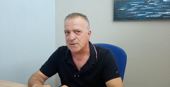 ΔΗΜΗΤΡΗΣ ΧΑΣΑΠΛΑΔΑΚΗΣ: ΣΚΕΨΕΙΣ ΚΑΙ ΠΡΟΒΛΗΜΑΤΙΣΜΟΙ