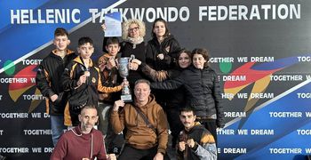 ΣΤΗΝ 1η ΘΕΣΗ ΣΤΟ ΚΥΠΕΛΛΟ ΑΝΔΡΩΝ - ΓΥΝΑΙΚΩΝ ΤΑΕ ΚΒΟ ΝΤΟ Ο ΣΠΑΡΤΑΚΟΣ ΚΩ