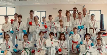 Α.Π.Σ. ΑΕΤΟΣ ΚΩ: Στις 13-14/12 η σχολή μας είχε τη χαρά να φιλοξενήσει τον παγκόσμιο πρωταθλητή καράτε Γεώργο Τζάνο