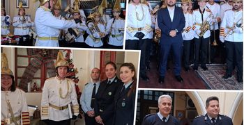 Χριστουγεννιάτικα κάλαντα στο Επαρχείο και στην Αστυνομική Δ/νση Κω