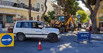 Κλειστή η οδός Αρτεμησίας λόγω εργασιών της ΔΕΥΑΚ - Διακοπή νερού στην περιοχή