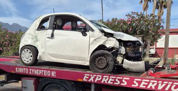Τροχαίο ατύχημα στην Κέφαλο – Συγκρούστηκαν  2 αυτοκίνητα