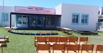 Διαμαρτυρία γονέα για τη μη συμμετοχή του 1ου Νηπιαγωγείου Καρδάμαινας στην παρέλαση της 7ης Μαρτίου