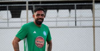 Στον Αντίμαχο ο Μανώλης Χατζηφούντας
