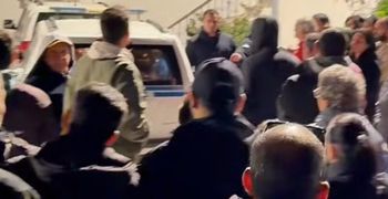 Αναβολή δίκης και οργή στη Σύμη: Υπόθεση ασέλγειας εις βάρος ανηλίκων πάει για το 2027 
