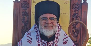 ΟΙ ΤΡΕΙΣ ΙΕΡΑΡΧΕΣ ΚΑΙ ΕΜΕΙΣ...