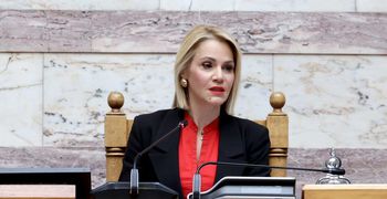 Στη Βουλή από τη Μίκα Ιατρίδη η αναγνώριση των δρόμων εκτός σχεδίου στα Δωδεκάνησα και η ανάγκη μεταβατικής λύσης για ώριμες επενδύσεις.