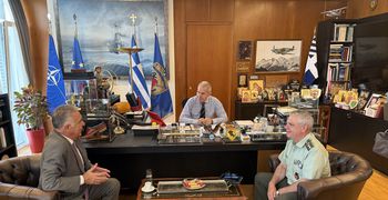 Συνάντηση του Β. Υψηλάντη με τον Υφ. Εθ. Άμυνας για τα τεχνικά έργα των Ενόπλων Δυνάμεων στα Δωδεκάνησα 