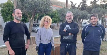 Μαθητές του Εσπερινού ΕΠΑΛ Καλύμνου μεταμορφώνουν εγκαταλελειμμένο χώρο σε μικρό πάρκο αναψυχής 