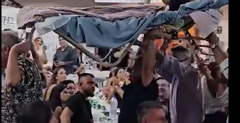 Κρήτη: Δεν άφησαν κατάκοιτη ηλικιωμένη μόνη στον Δεκαπενταύγουστο – Την πήγαν στο πανηγύρι με ξαπλώστρα