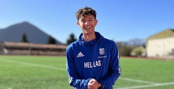 «Χρυσός» στα 3.000μ. ο Σέργιος Διακοστεφανής στο Πανελλήνιο Κλειστού Στίβου