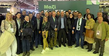 Σε ενωτικό κλίμα το συνέδριο του ΠΑΣΟΚ - Δυναμική η παρουσία από τα Δωδ/σα