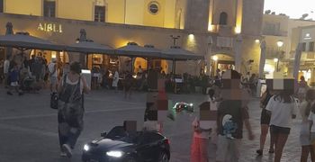 Ν. Δημαράς: Κως - Μια άσχημη εικόνα στην πιο όμορφη πλατεία...