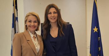 Συνάντηση της Μ. Ιατρίδη με την Υπ. Παιδείας Σ. Ζαχαράκη για ζητήματα εκπαίδευσης και σχολικών υποδομών στα Δωδ/σα