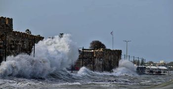 Με σφοδρή κακοκαιρία έρχεται η Πρωταπριλιά - 10 μποφόρ στα Δωδεκανησα φερνει η Erminio