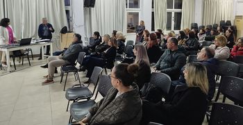 Αστική Εταιρεία Ιπποκράτης: Ενημερωτική συνάντηση στο 1ο Γυμνάσιο με θέμα «Τα χαρακτηριστικά της εφηβείας και οι προκλήσεις των γονέων»