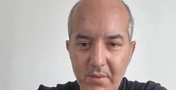 Γ. Χούλλης (Γιατρός - Αντιδήμαρχος Καλύμνου): Προσφέρομαι εθελοντικά να παρέχω τις υπηρεσίες μου στους ηλικιωμένους ανθρώπους