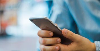 Phishing: Τα "έξυπνα" μηνύματα που αδειάζουν λογαριασμούς - Τι πρέπει να προσέχετε