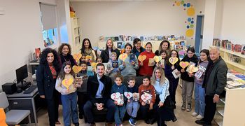 Η προσφορά της οικογένειας του αείμνηστου Φώτη Χατζηδιάκου στο 2ο Δημοτικό Σχολείο Αρχαγγέλου φωτίζει και συγκινεί