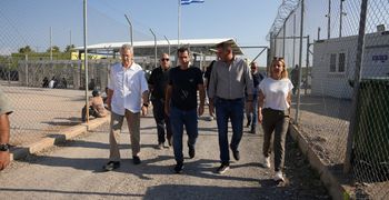 Σε Κω και Λέρο ο Υπ. Μετανάστευσης Θ. Πλεύρης - Θα εγκαινιάσει τους αθλητικούς θόλους