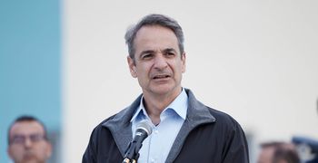 Κυριάκος Μητσοτάκης: «Όχι στη μίζερη εσωστρέφεια, ιδρώστε όλοι τη φανέλα»  