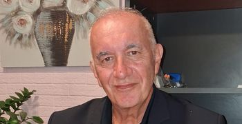 Ο κ. Θ. Καλαμάτας μιλάει για την απόφασή του να συμπορευθεί με την Αφροδίτη Λατινοπούλου (Φωνή Λογικής) 